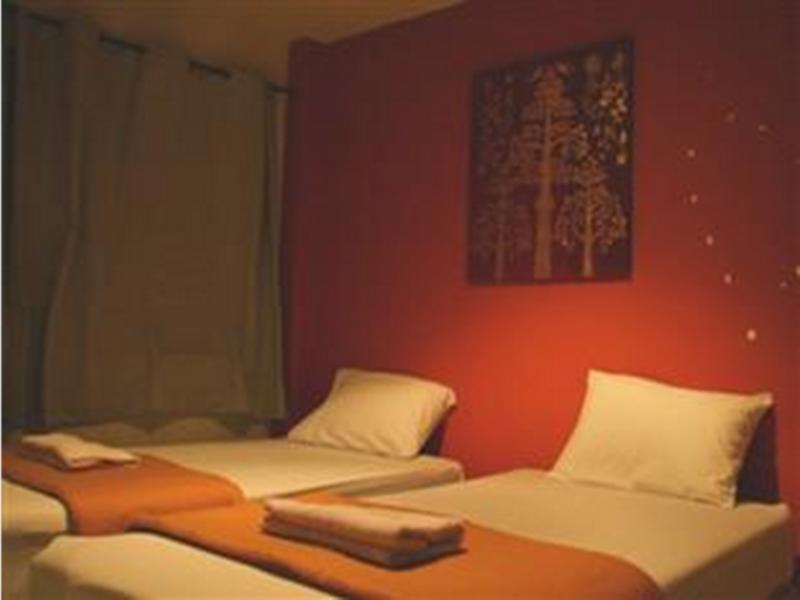Patong Backpacker Hostel מראה חיצוני תמונה